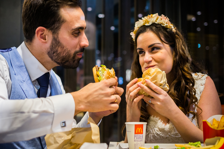 Postboda en Mc Donalds