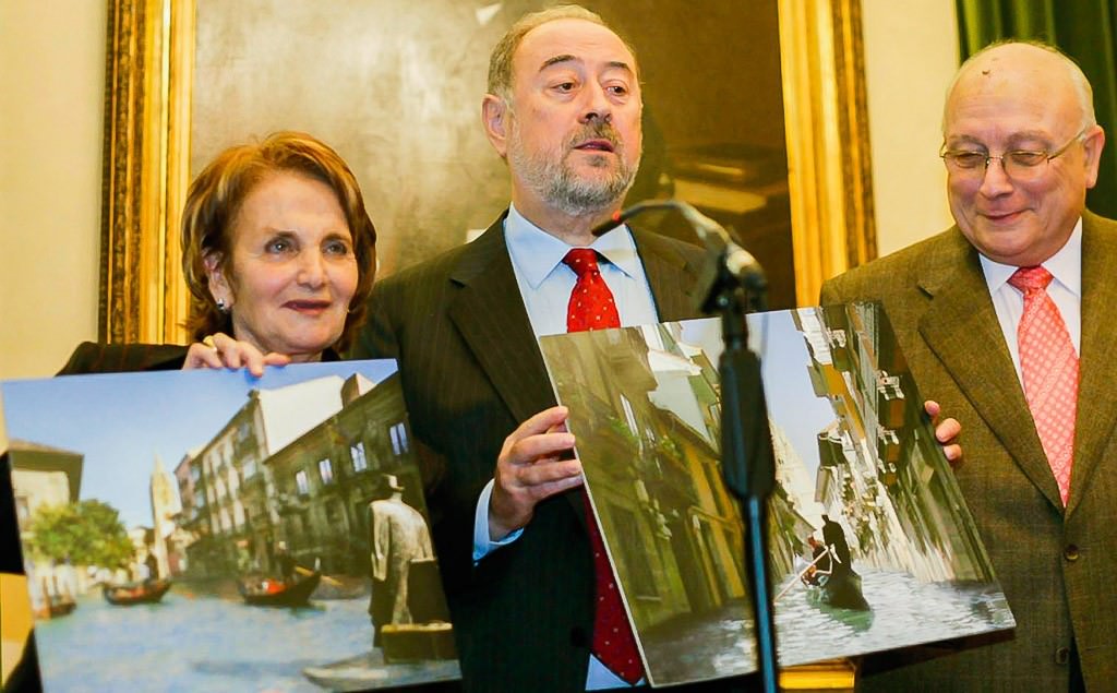 Paz Felgueroso  y Gabino  de Lorenzo Oviedo Góndolas