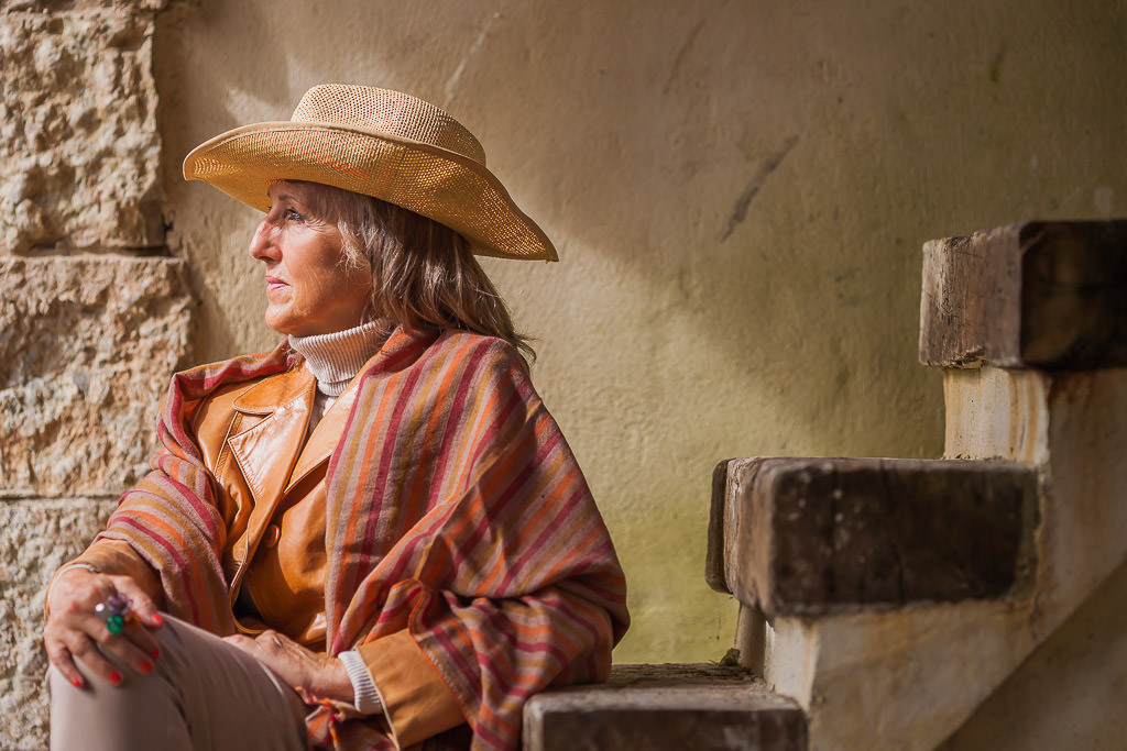 Retrato de mujer con sombrero Cristina López del Hierro